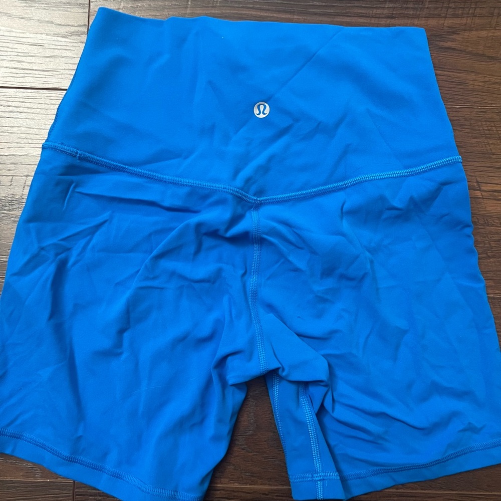 VGUC Lululemon 6” Align Shorts